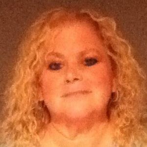 Meet your Posher, Adrienne